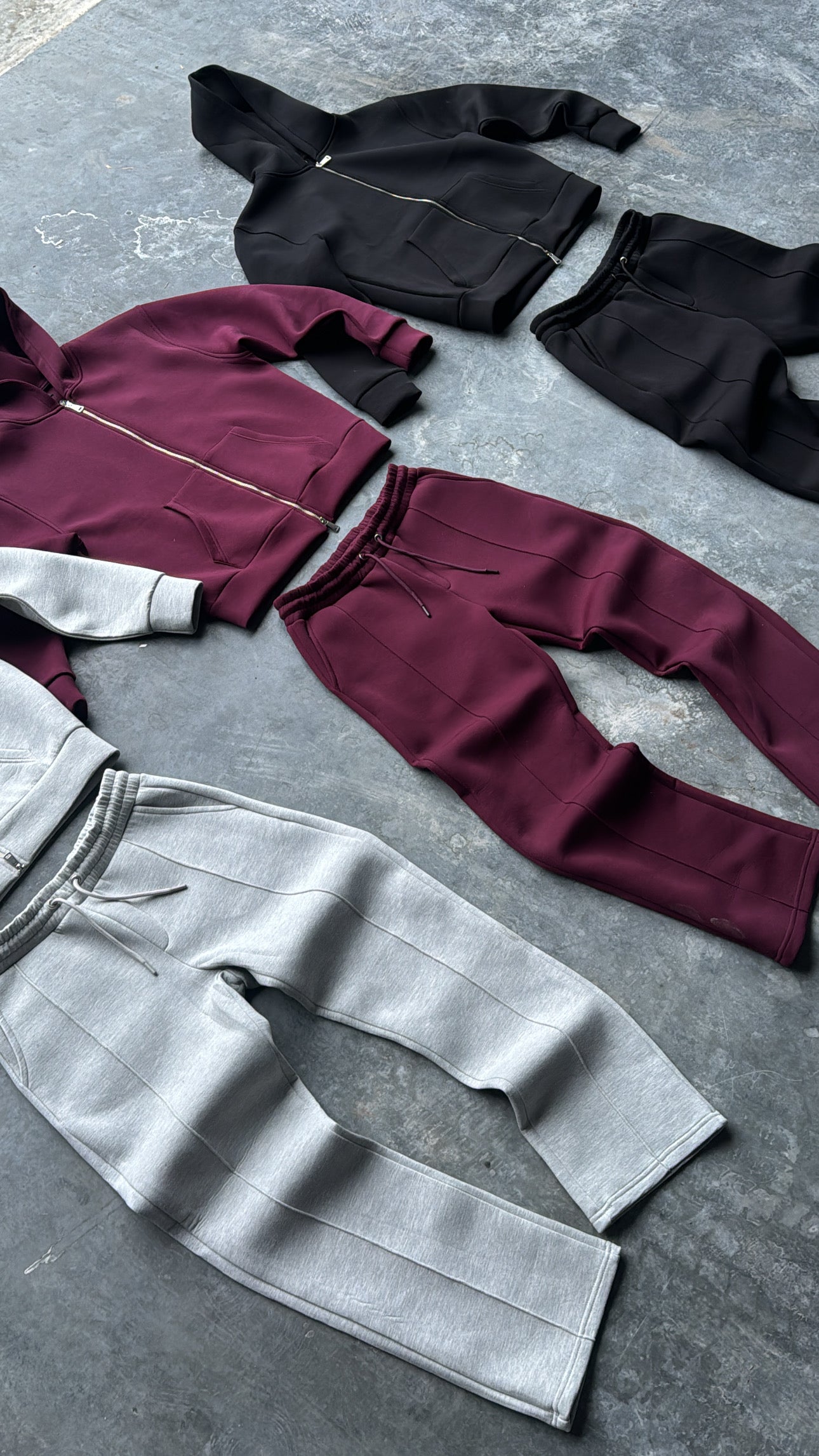 Ensemble Trinity noir