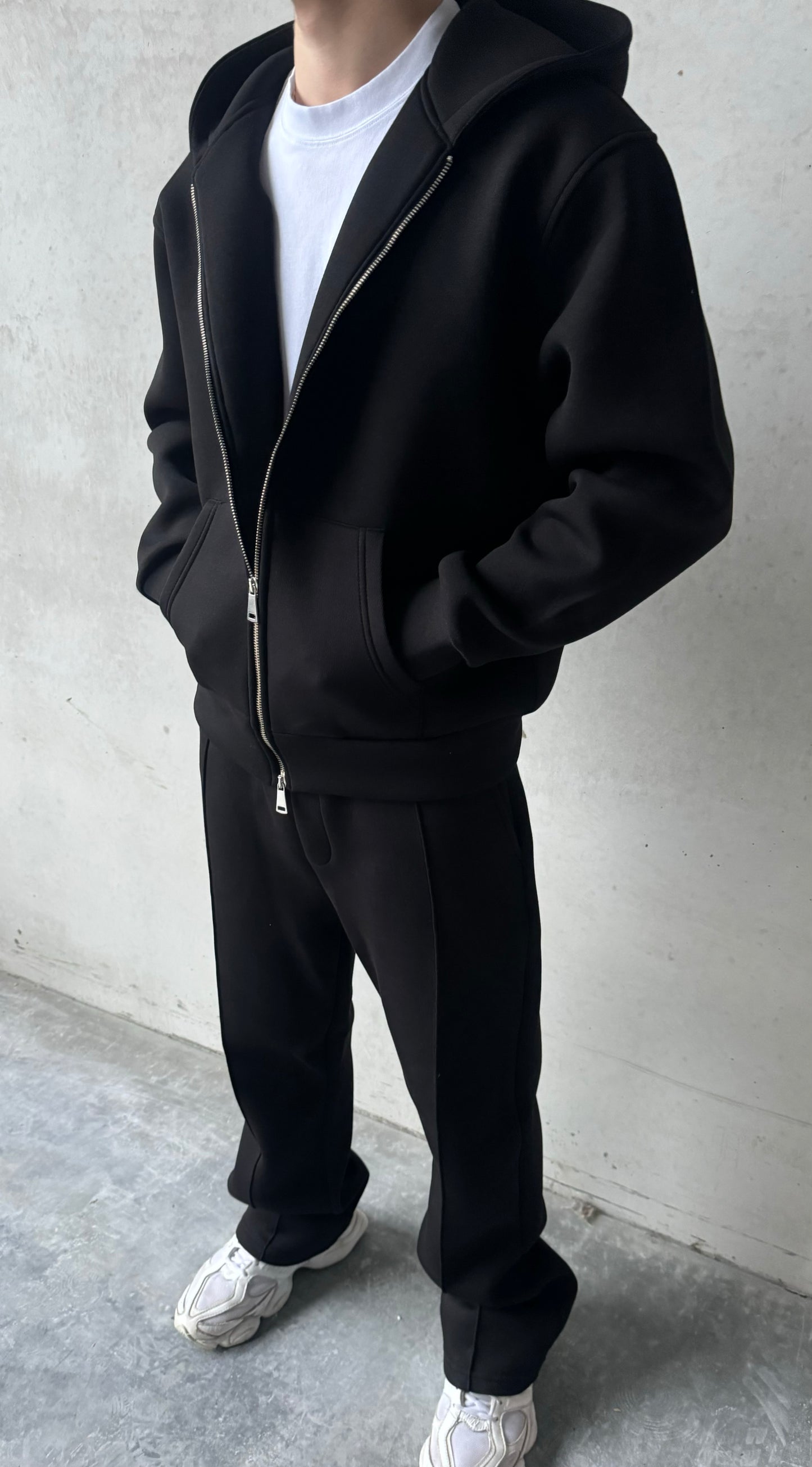 Ensemble Trinity noir