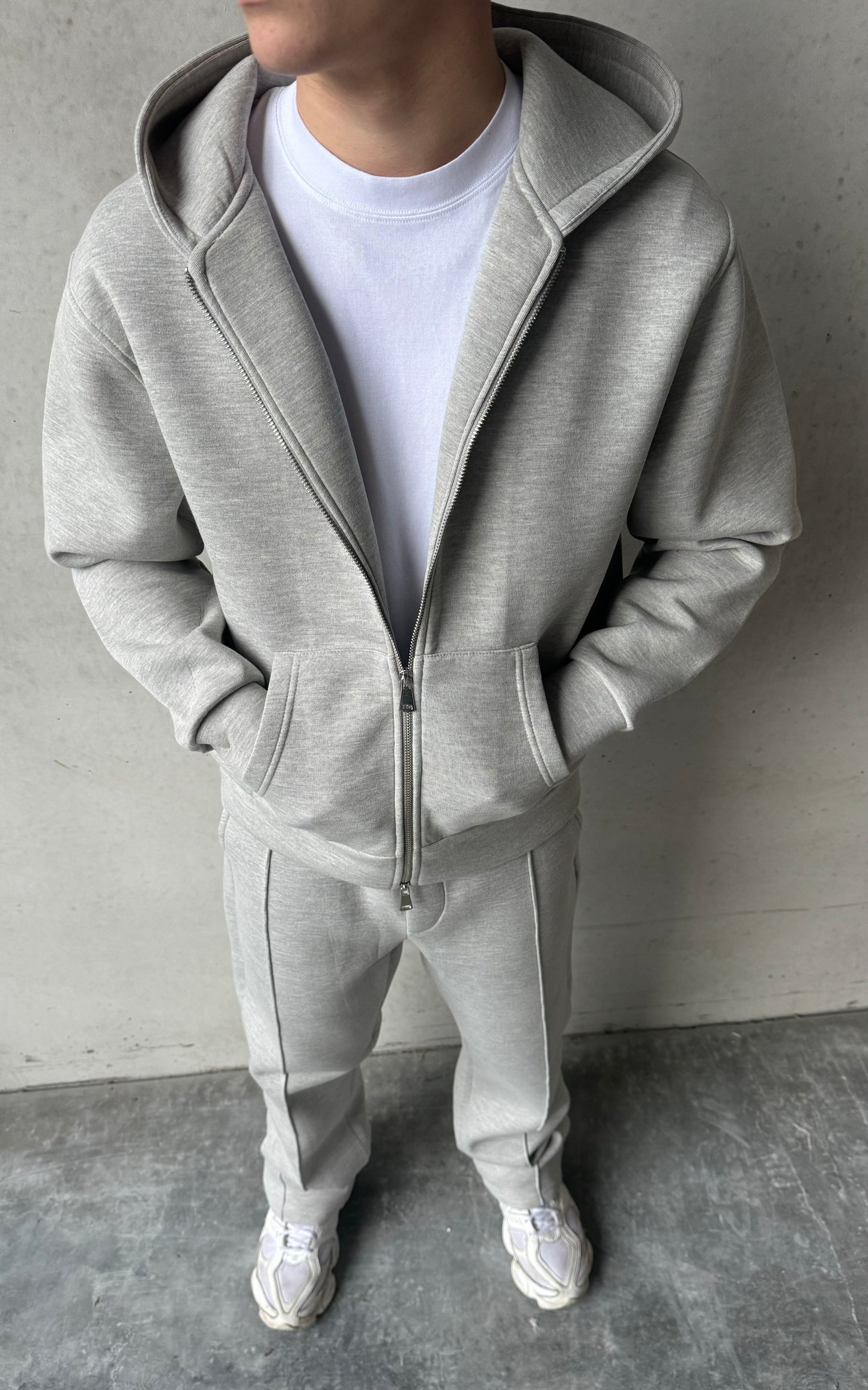 Ensemble Trinity gris