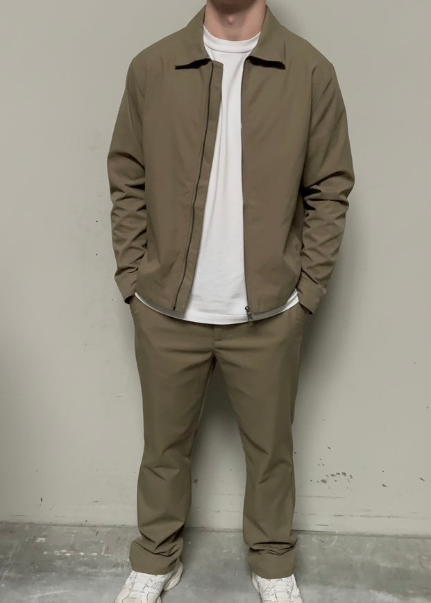 Ensemble Lucas kaki