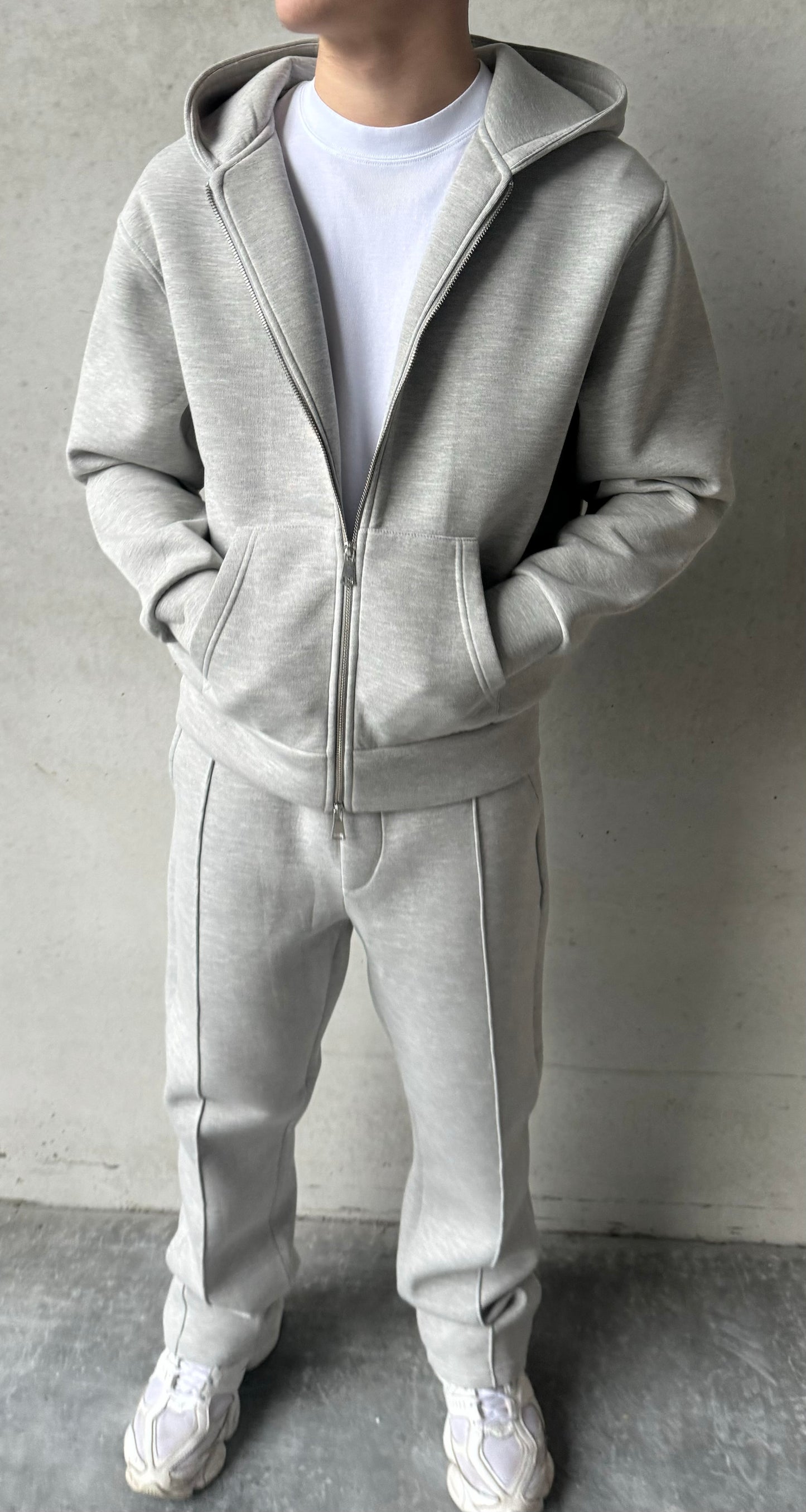 Ensemble Trinity gris