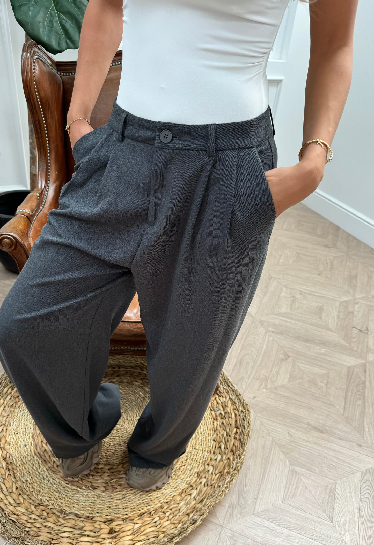 Pantalon Grey Flow