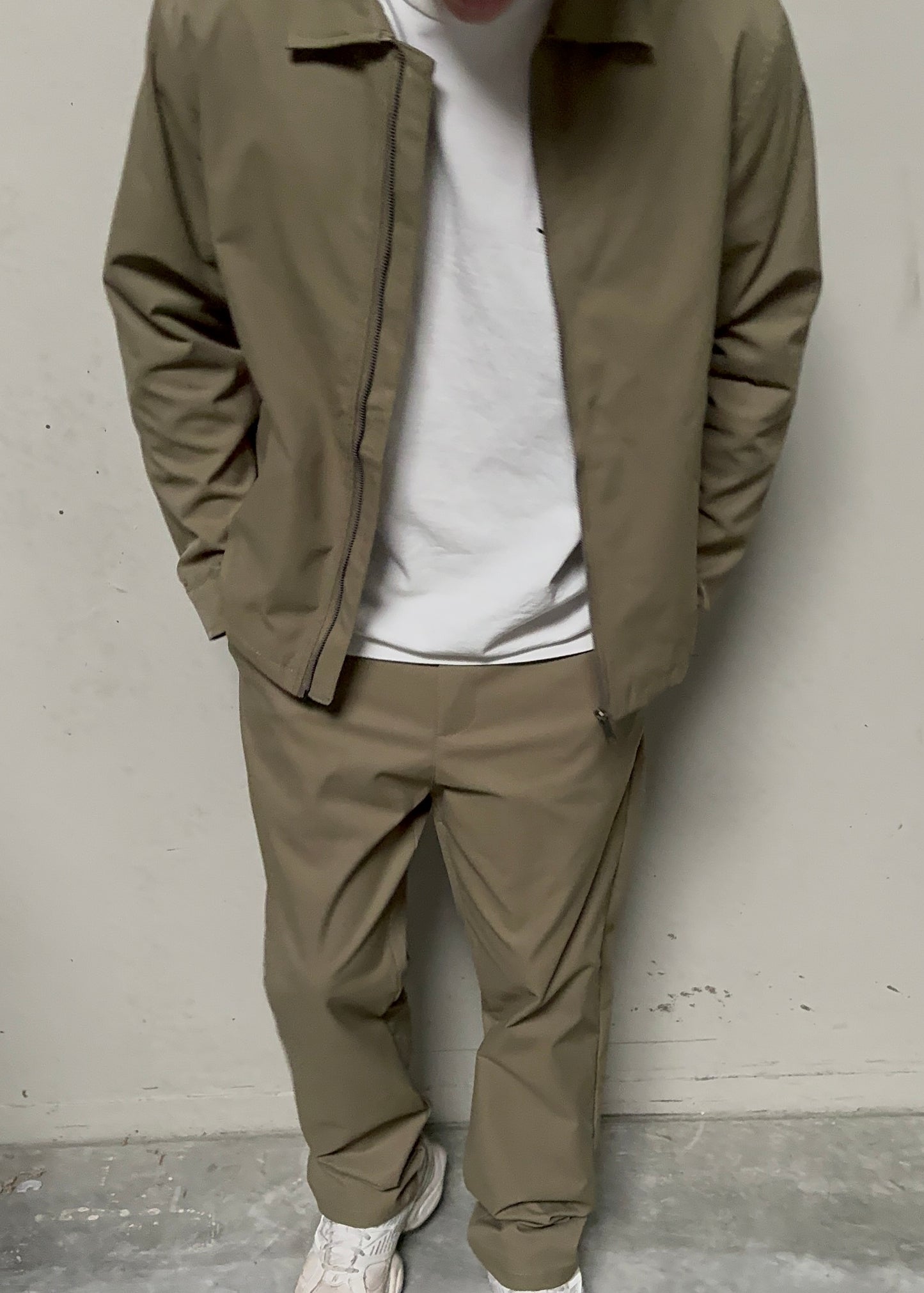 Ensemble Lucas kaki