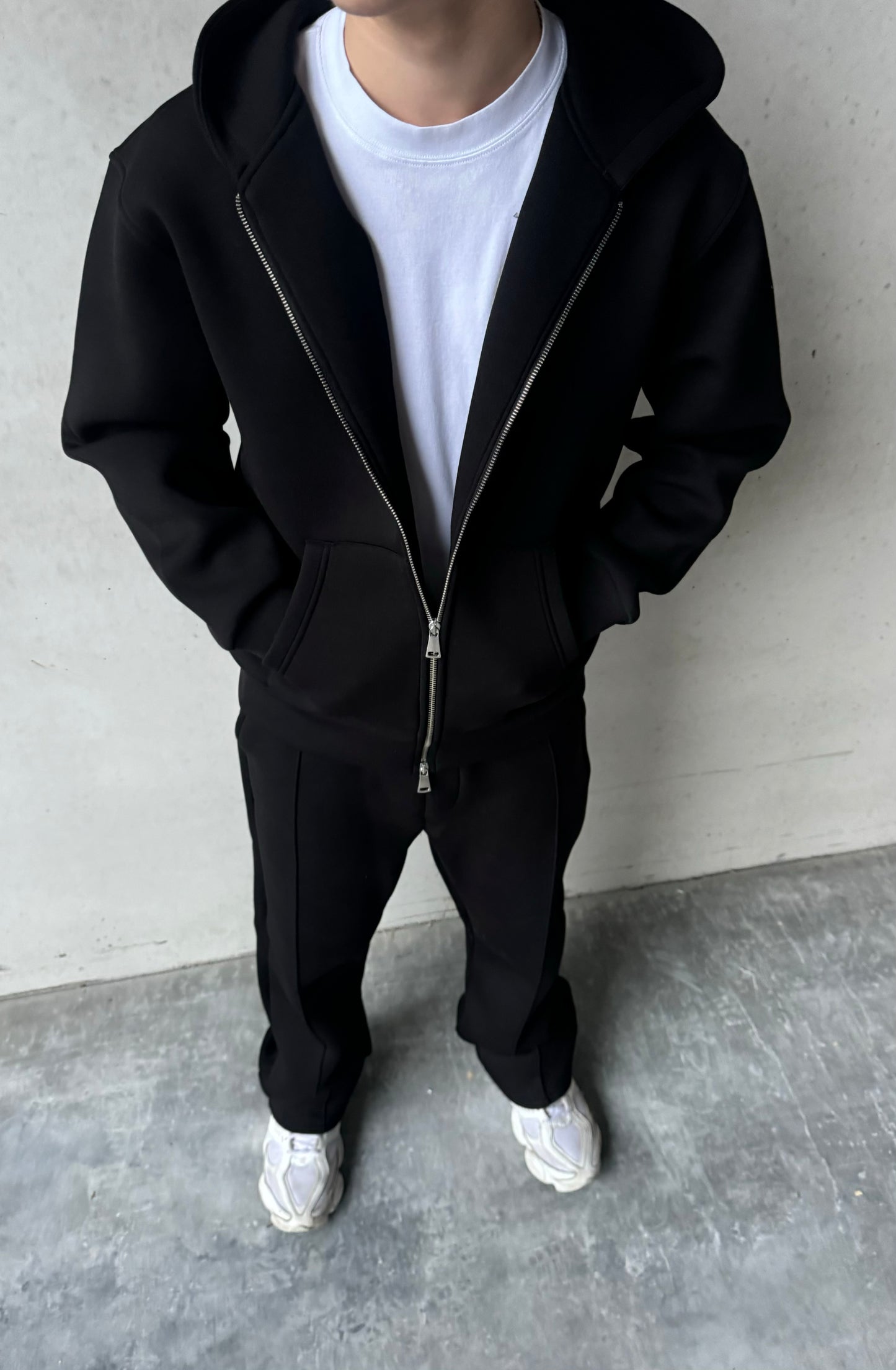 Ensemble Trinity noir