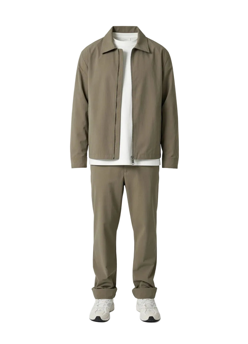 Ensemble Lucas kaki